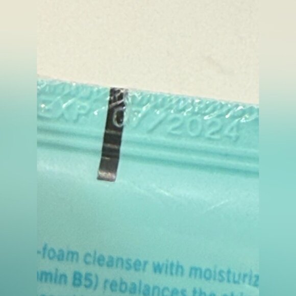 Isa Knox Lxnew Clean Balancing Gel Cleanser 150ml~5 FlOz Sealed - Picture 3 of 4